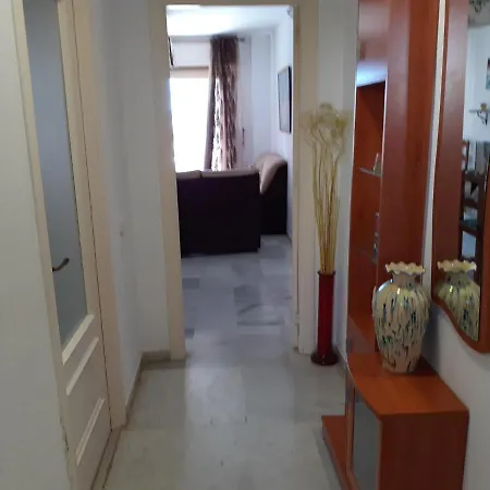 Apartamento En Calle Ciruelo *