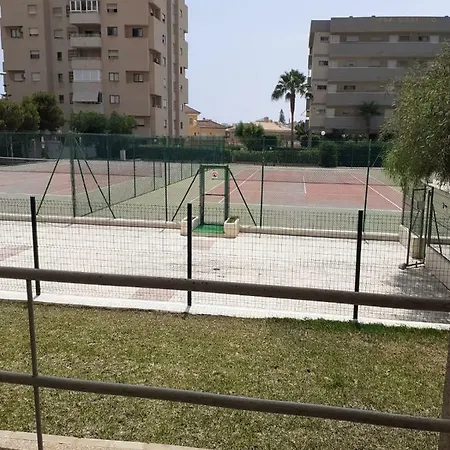 Apartamento En Calle Ciruelo *